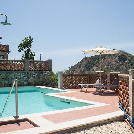 Casa Ziretto Apartment คาสเตลโมลา ภายนอก รูปภาพ
