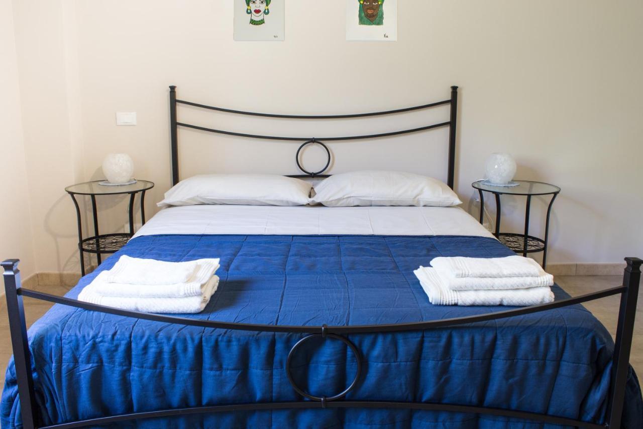 Casa Ziretto Apartment คาสเตลโมลา ภายนอก รูปภาพ