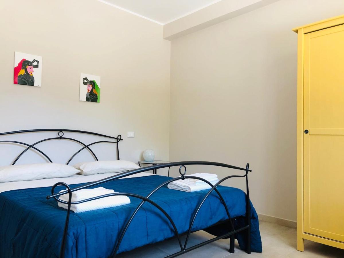 Casa Ziretto Apartment คาสเตลโมลา ภายนอก รูปภาพ